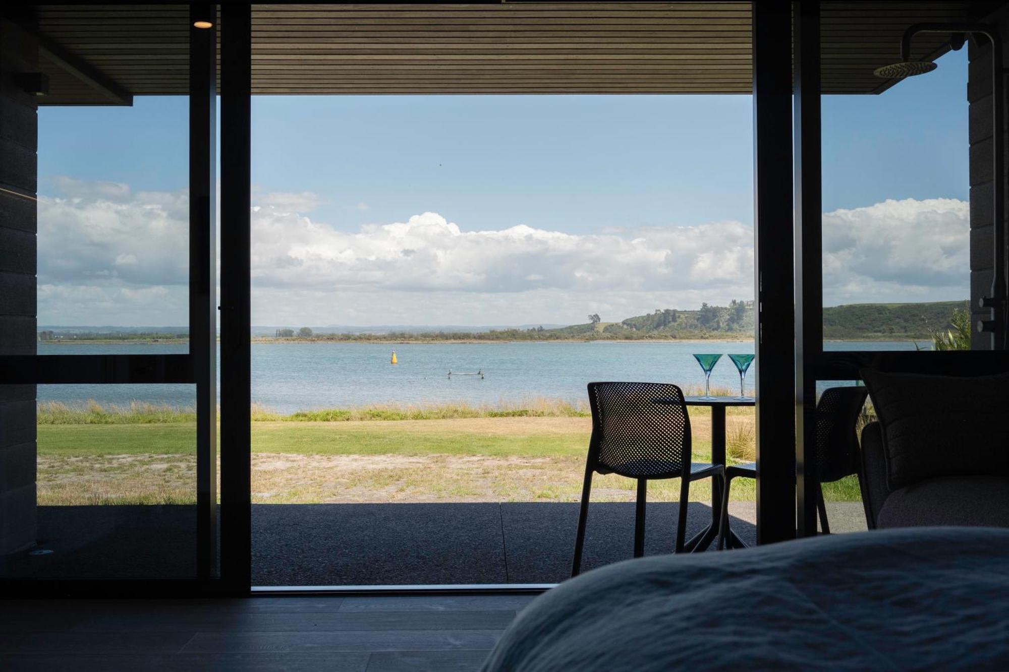 Pukehina Estuary Sunset Views Townhouse & Studio Eksteriør bilde