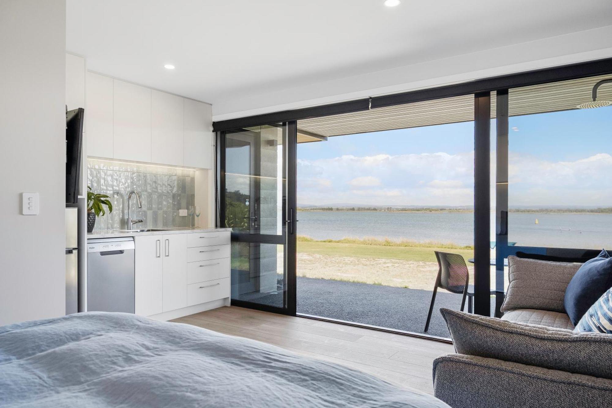 Pukehina Estuary Sunset Views Townhouse & Studio Eksteriør bilde